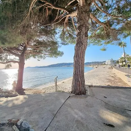 Juan Les Pins View Apartment *